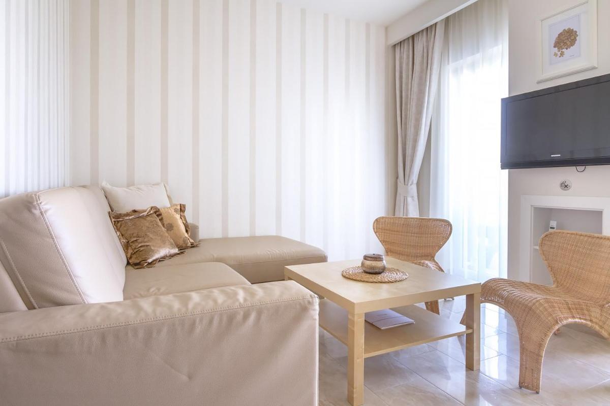 Luxury Apartments Villa Luce Malinska Buitenkant foto